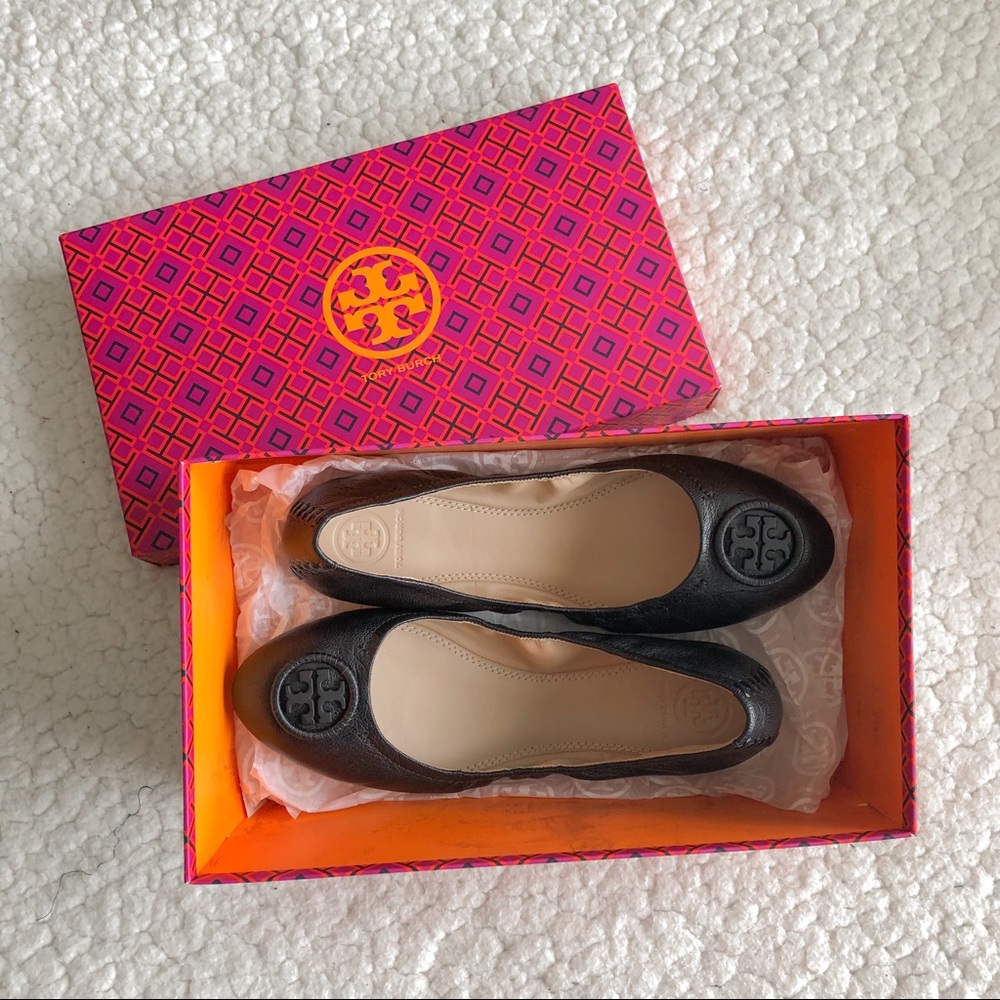 Tory Burch Flats (LIKE NEW)